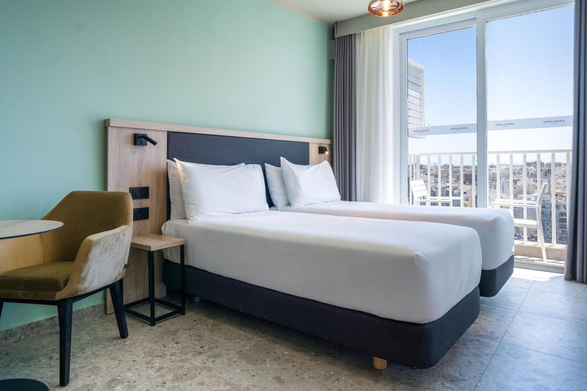 Hotel Scirocco St Julian'S, Affiliated By Melia Saint Julian's 外观 照片