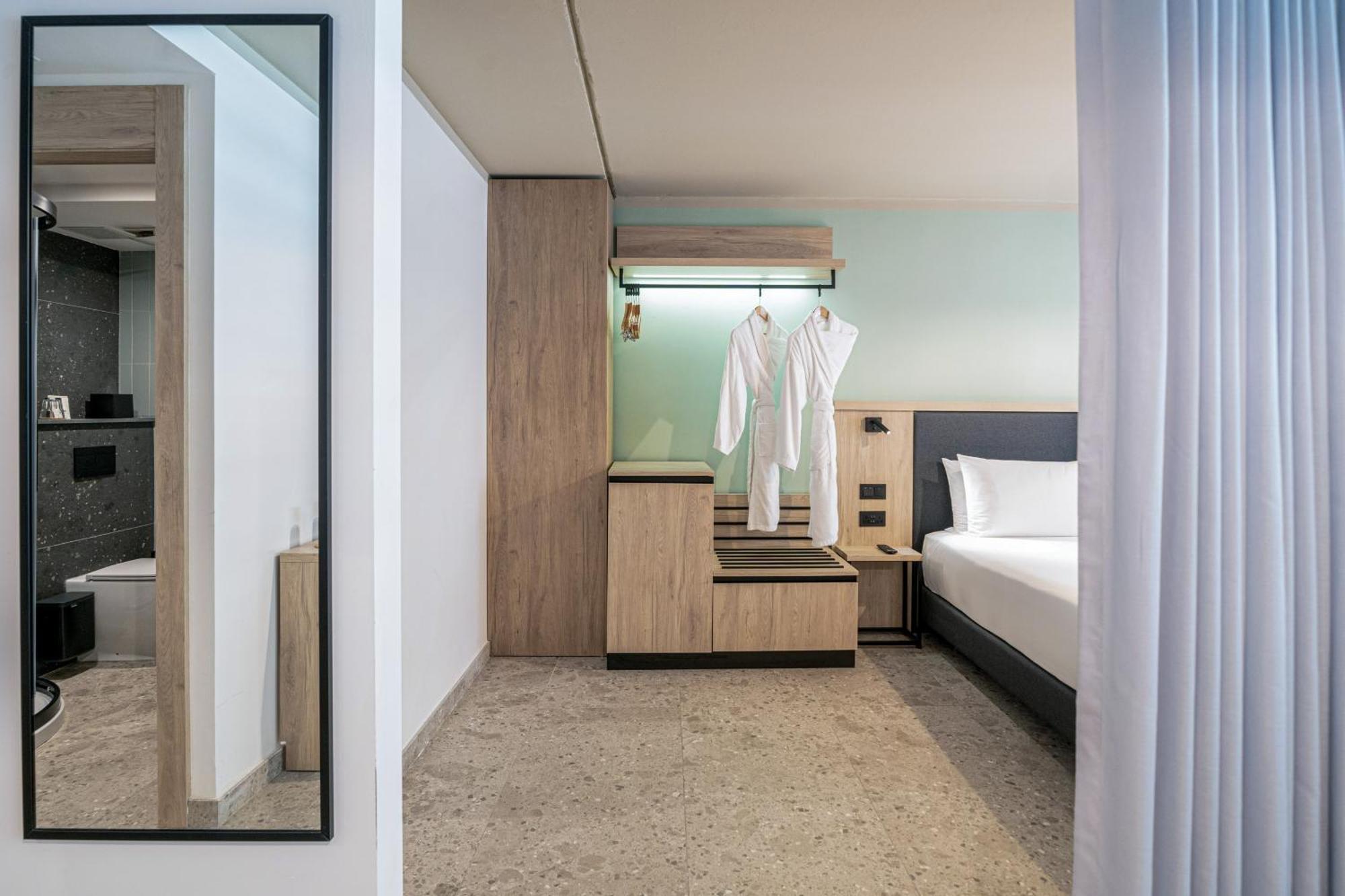Hotel Scirocco St Julian'S, Affiliated By Melia Saint Julian's 外观 照片